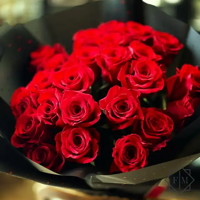 "25 emlék, érzés. Köszönöm, hogy Te vagy nekem.”